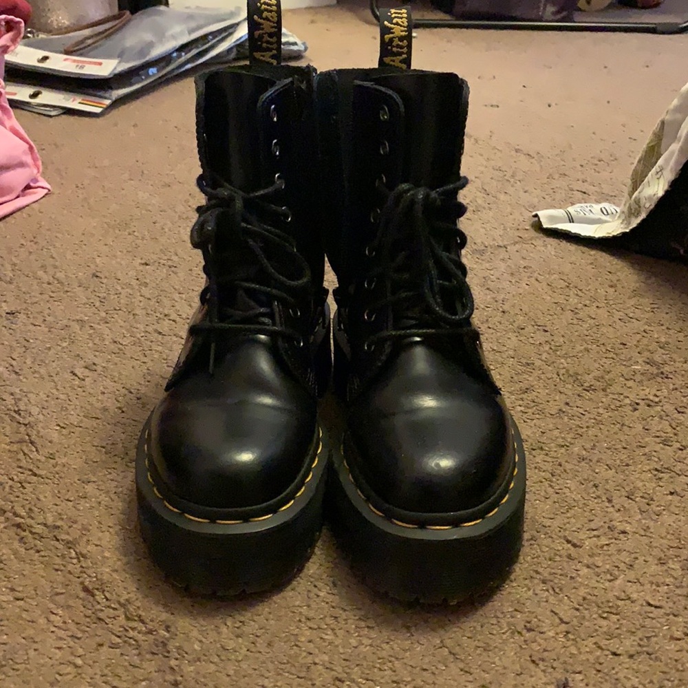 Platform black doc Martin boots